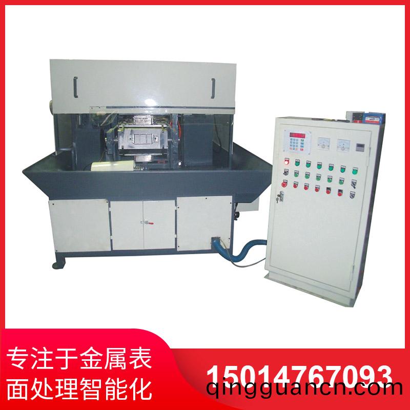 兩(liang)砂全(quan)自動(dong)水(shui)磨拉絲(si)機