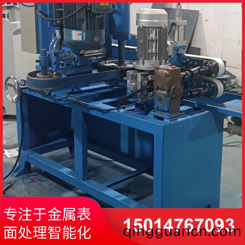 自(zi)動側麵砂(sha)光機廠傢(jia)