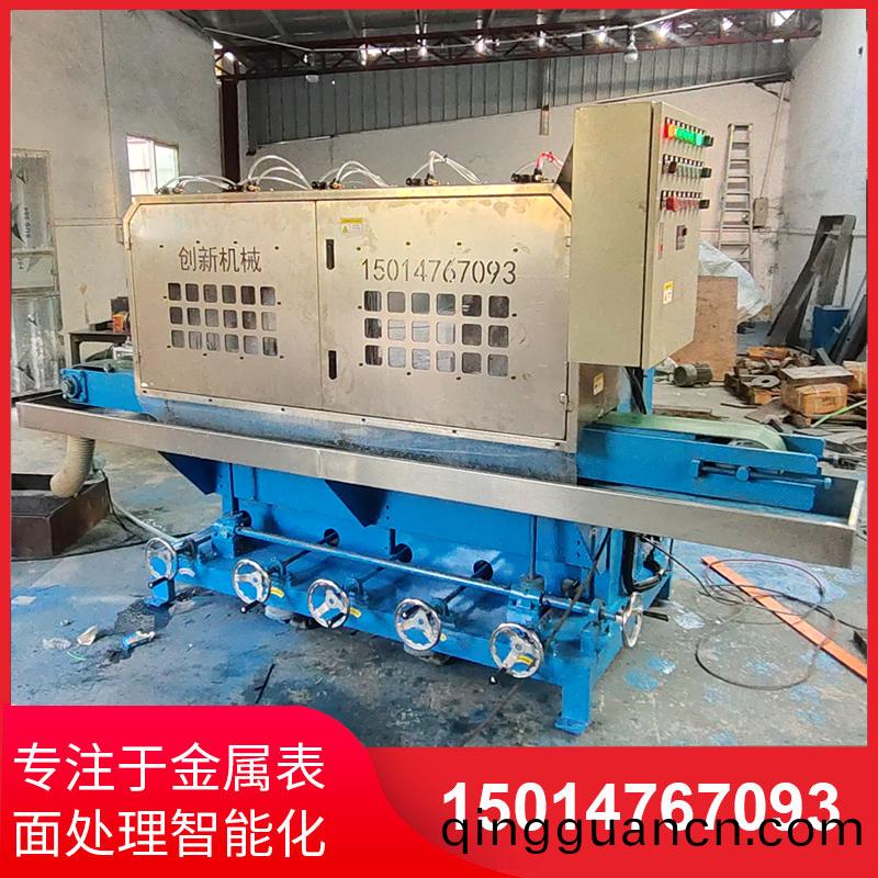 鋁材(cai)拉(la)絲機廠傢(jia)
